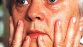 Тя открива болестите по-бързо и от скенер!(Народната лечителка вдига на крака отписани от лекарите)