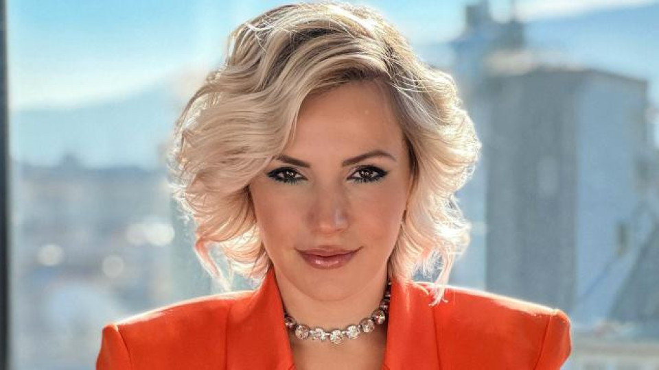 Хранителният режим на Поли Генова е уникален! С него певицата спаси талията си за броени дни - вижте го!
