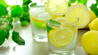 Знаете ли как правилно да пиете вода с лимон?