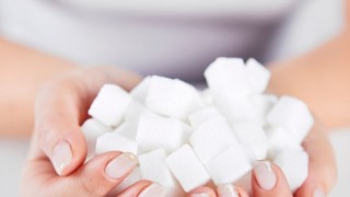 Защо захарта е „тихия убиец“ на здравето?