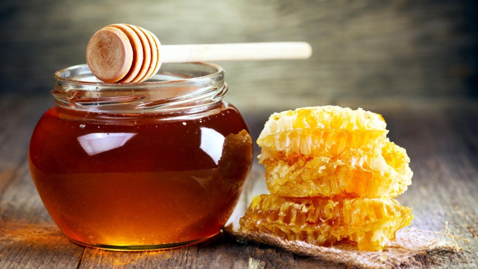 Преувеличена ли е ползата от пчелния мед?