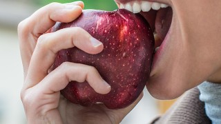 Учените препоръчват: Кога да ядем ябълки, за да имаме максимална полза