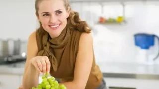 Вкусна есенна диета с грозде: Минус един килограм на ден