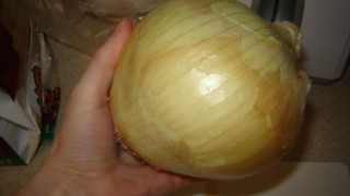 Само с глава лук: И всички болести бягат далеч от вас