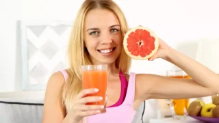 Този вълшебен сок действа като гума: Изтрива излишните мазнини от тялото ни!