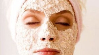 ВИП персони луднаха по тази маска за лице! Прави кожата бебешка