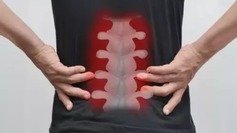 Как да се предпазим от „тихата болест“? Руши костите без болка